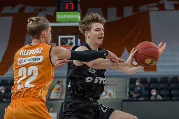 迎来首秀 迎来首秀