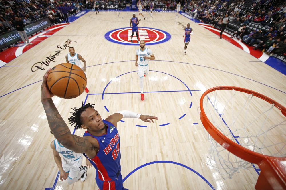 端显得缺乏 端显得缺乏